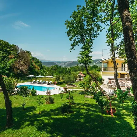 Charming In With Pool * Grubine